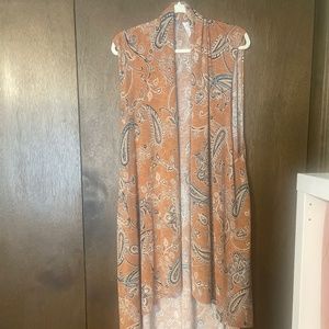 Women’s paisley duster